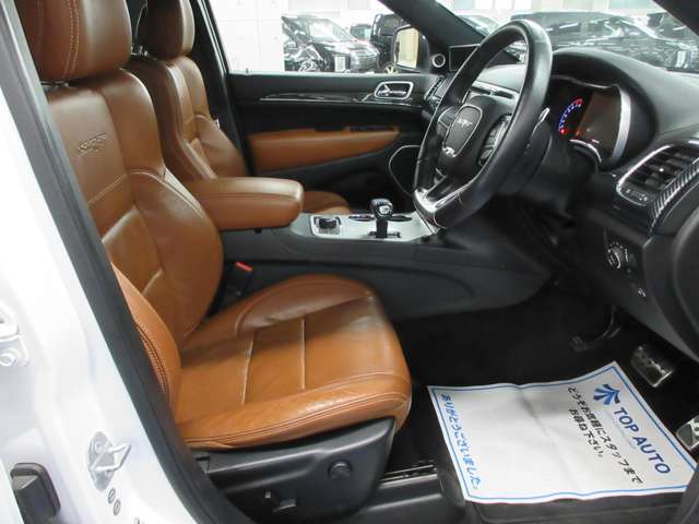 ジープ グランドチェロキー ＳＲＴ８ ４ＷＤ H28年 (関東) 99