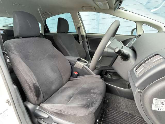 トヨタ プリウス １．８ Ｓ ツーリングセレクション H26年 (関東) 99