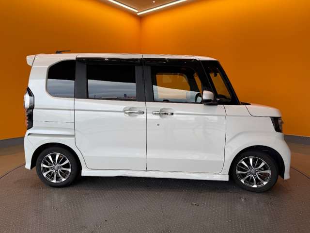ホンダ Ｎ　ＢＯＸ カスタム ６６０ Ｌ R3年 (近畿) 99