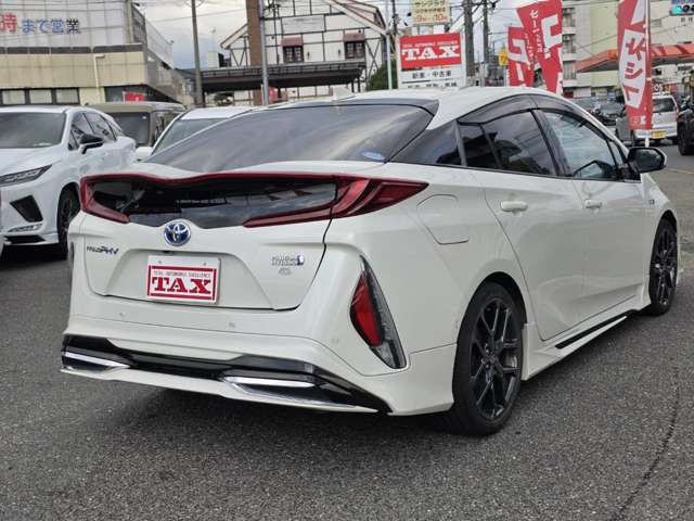 トヨタ プリウスＰＨＶ １．８ Ａ H29年 () 99