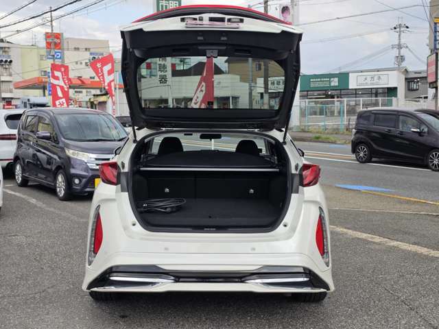 トヨタ プリウスＰＨＶ １．８ Ａ H29年 () 99