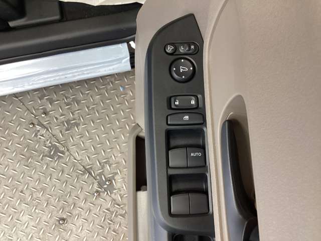 ホンダ Ｎ　ＢＯＸ ジョイ ６６０ モノトーン R7年 (近畿) 99