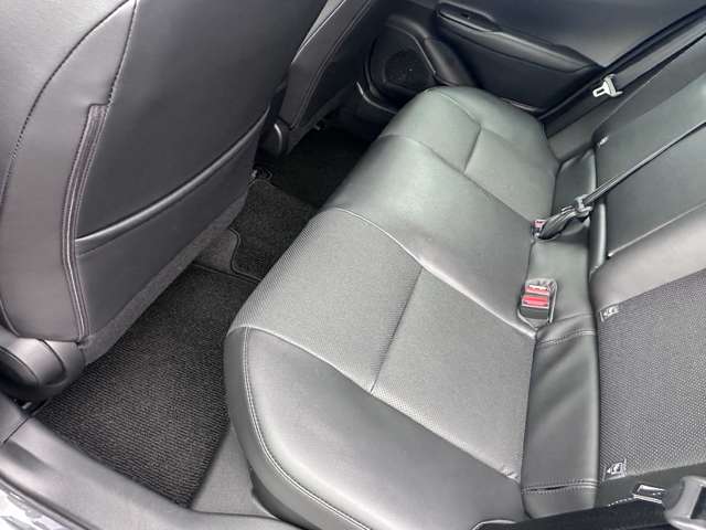 トヨタ プリウス ２．０ Ｚ R5年 (関東) 99