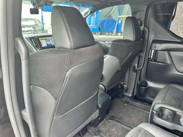 トヨタ ヴェルファイア ２．５ Ｚ ゴールデンアイズ R2年 (関東) 99
