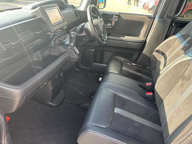 ホンダ Ｎ　ＢＯＸ カスタム ６６０ Ｌ ターボ R3年 (関東) 99