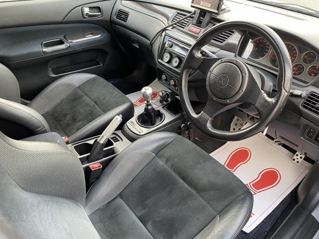 三菱 ランサーワゴン ２．０ ＧＴ ４ＷＤ H17年 (近畿) 99