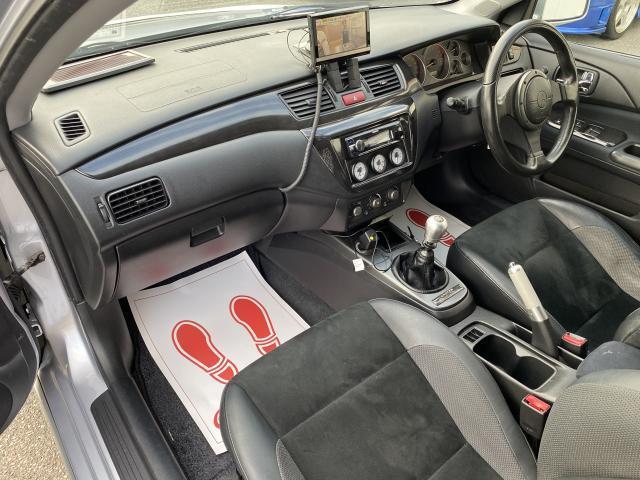 三菱 ランサーワゴン ２．０ ＧＴ ４ＷＤ H17年 (近畿) 99