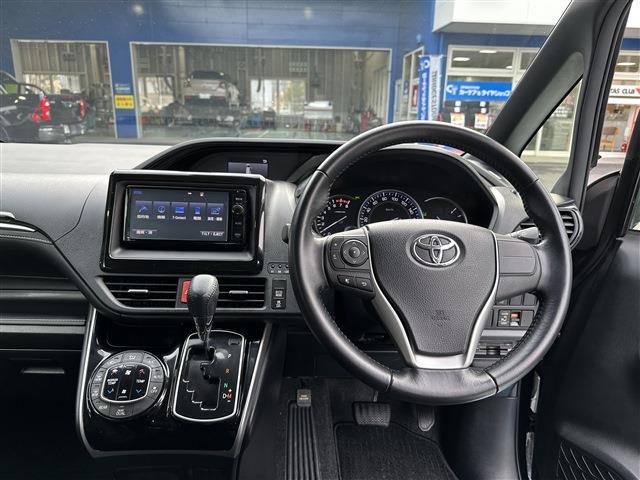 トヨタ エスクァイア ２．０ ＸＩ H28年 () 99