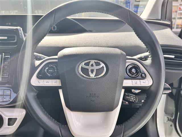トヨタ プリウス １．８ Ｓ H28年 (中国) 99
