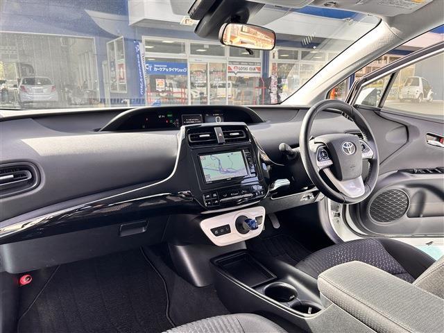 トヨタ プリウス １．８ Ｓ H28年 (中国) 99