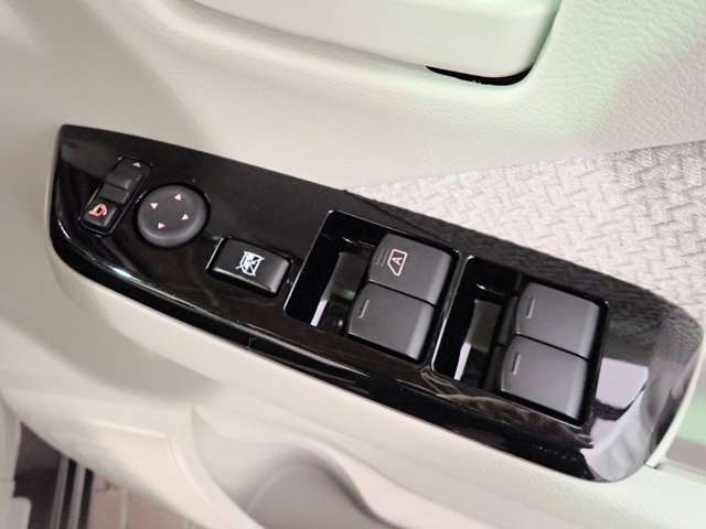 日産 デイズ ６６０ Ｘ R8年 () 99