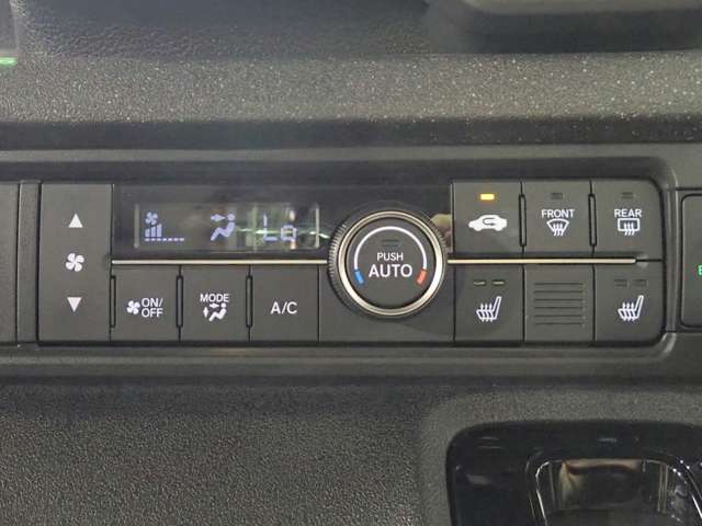 ホンダ Ｎ　ＢＯＸ カスタム ６６０ ターボ R7年 () 99