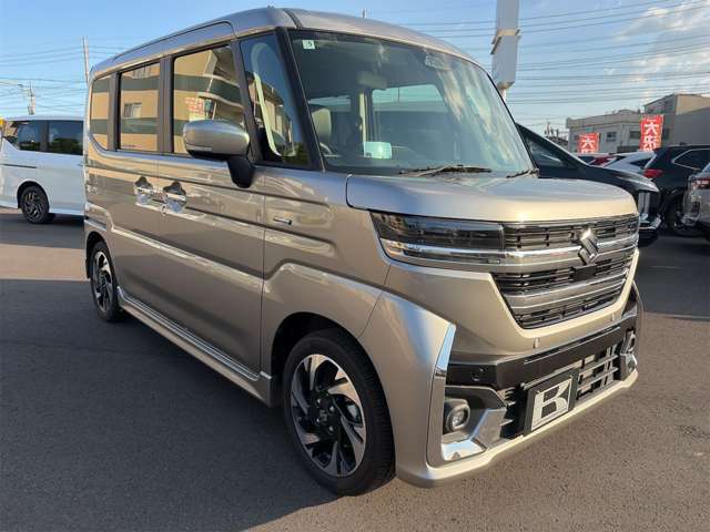 スズキ スペーシア　ギア ６６０ カスタム ハイブリッド ＸＳターボ R7年 () 99