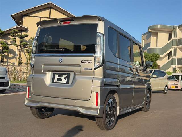 スズキ スペーシア　ギア ６６０ カスタム ハイブリッド ＸＳターボ R7年 () 99