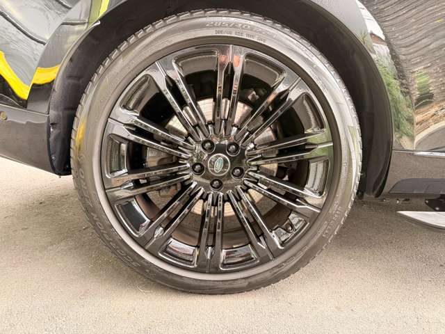 ランドローバー レンジローバー オートバイオグラフィ ４．４Ｌ Ｐ５３０ スタンダードホイールベース ４ＷＤ R6年 () 99