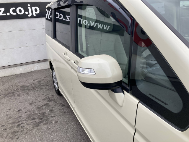 ホンダ ステップワゴン ２．０ Ｇ スマートスタイル エディション H23年 (四国) 99