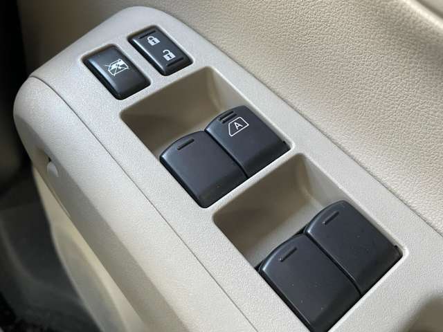 日産 キューブ １．５ １５Ｘ コダワリセレクション H27年 (東海) 99