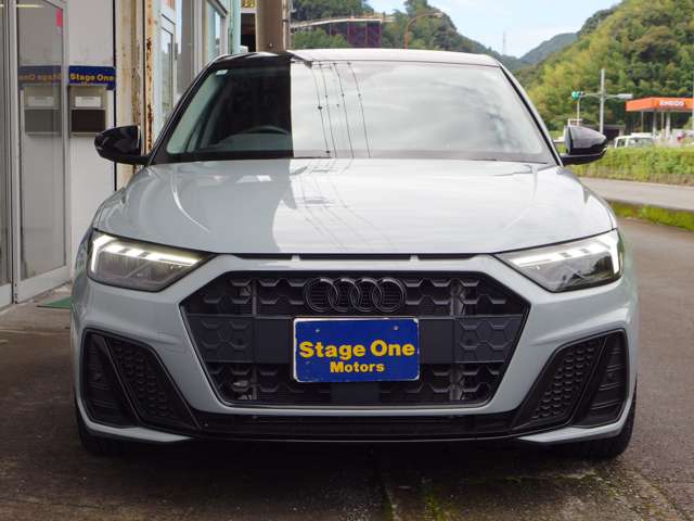 アウディ Ａ１　スポーツバック アーバンシックエディション R6年 () 99