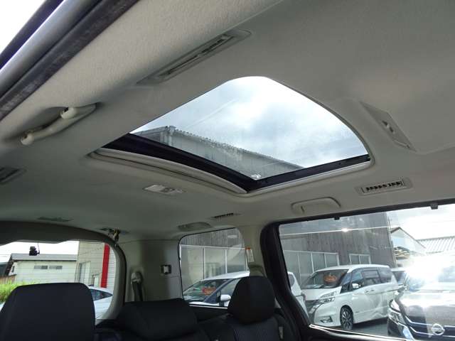 トヨタ ノア ２．０ ＳＩ H26年 (東海) 99