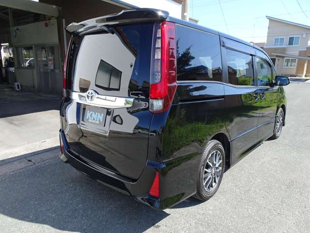 トヨタ ノア ２．０ ＳＩ H26年 (東海) 99