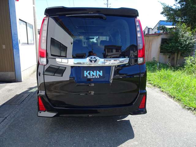 トヨタ ノア ２．０ ＳＩ H26年 (東海) 99