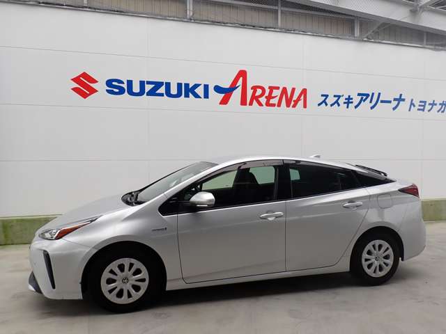 トヨタ プリウス １．８ Ｓ R1年 (関東) 99
