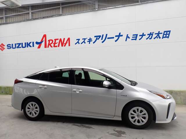 トヨタ プリウス １．８ Ｓ R1年 (関東) 99