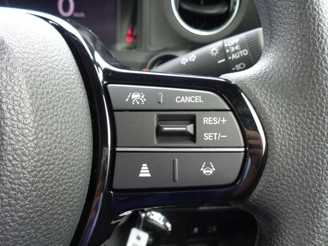 ホンダ Ｎ　ＢＯＸ カスタム ６６０ R8年 (関東) 99