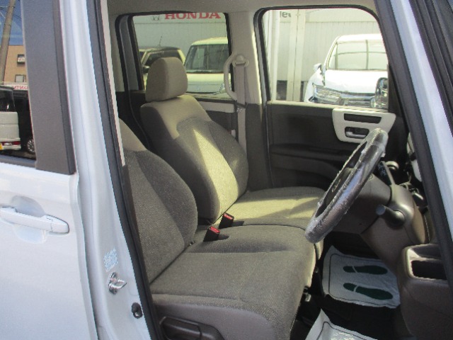 ホンダ Ｎ　ＢＯＸ ６６０ Ｇ R4年 (関東) 99