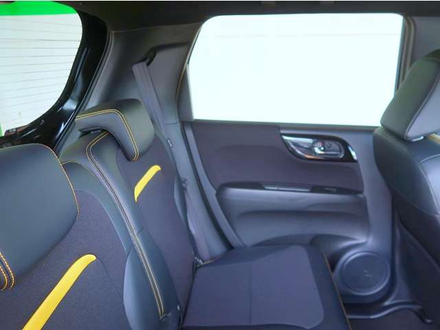 ホンダ Ｎ−ＯＮＥ ６６０ プレミアム ツアラー ＳＳパッケージ H28年 (関東) 99