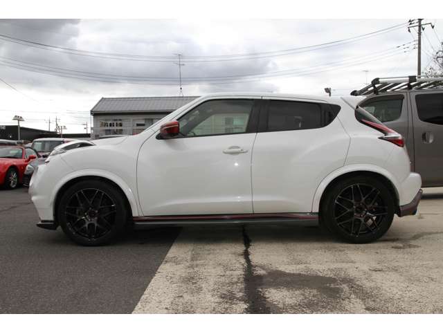日産 ジューク １．６ ＮＩＳＭＯ ４ＷＤ H28年 (関東) 99