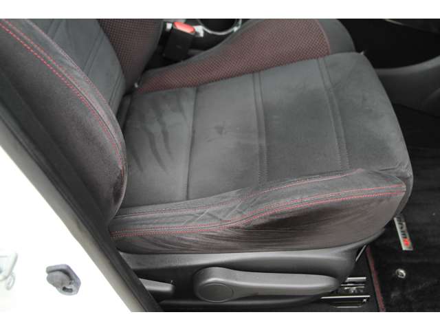 日産 ジューク １．６ ＮＩＳＭＯ ４ＷＤ H28年 (関東) 99