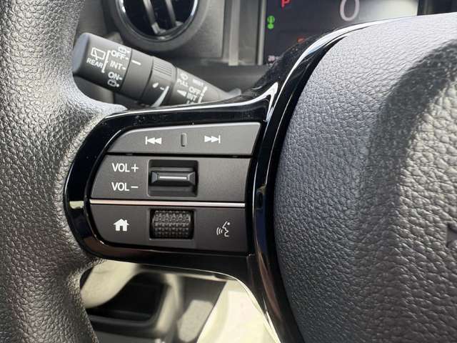 ホンダ Ｎ　ＢＯＸ カスタム ６６０ R8年 () 99