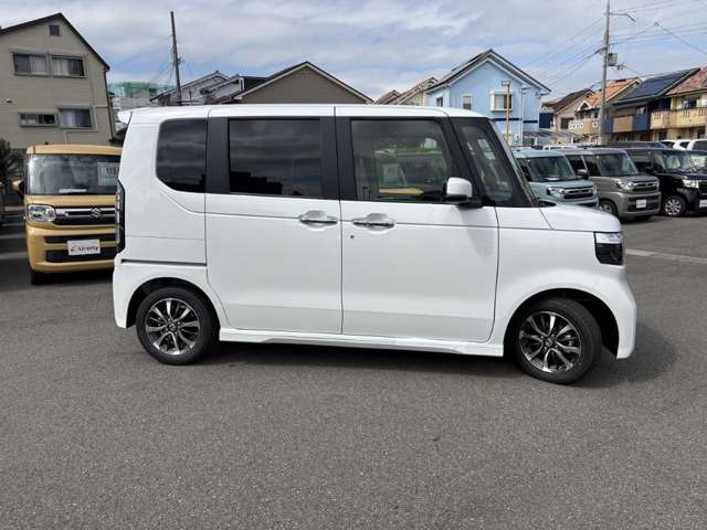 ホンダ Ｎ　ＢＯＸ カスタム ６６０ R8年 () 99