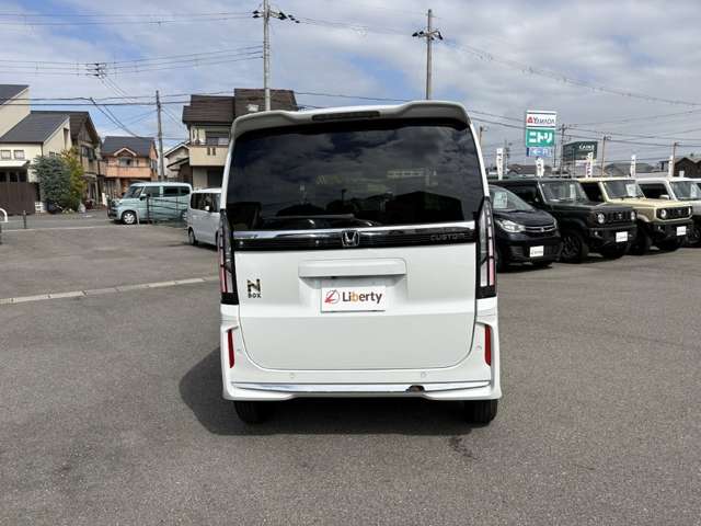 ホンダ Ｎ　ＢＯＸ カスタム ６６０ R8年 () 99