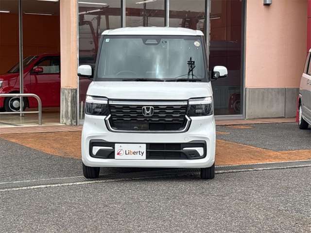 ホンダ Ｎ　ＢＯＸ カスタム ６６０ R7年 () 99