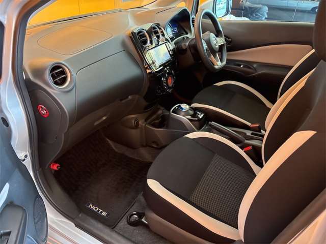 日産 ノート １．２ Ｅ－ＰＯＷＥＲ Ｘ R1年 () 99