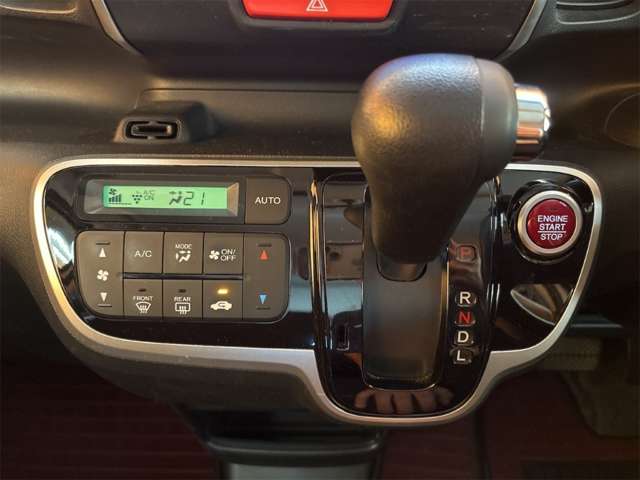 ホンダ Ｎ　ＢＯＸ ６６０ Ｇ ＳＳパッケージ H27年 (近畿) 99