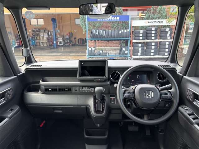 ホンダ Ｎ　ＢＯＸ カスタム ６６０ R8年 () 99