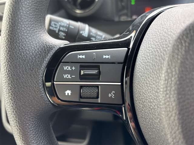 ホンダ Ｎ　ＢＯＸ カスタム ６６０ R8年 () 99