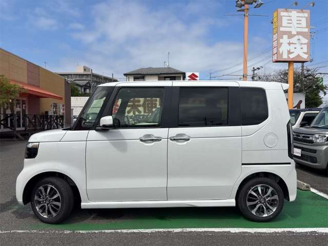 ホンダ Ｎ　ＢＯＸ カスタム ６６０ R8年 () 99