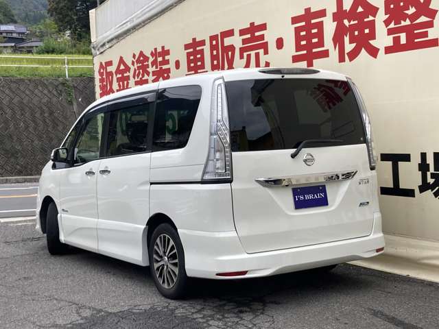 日産 セレナ ２．０ ハイウェイスター Ｓ－ＨＹＢＲＩＤ H26年 (中国) 99
