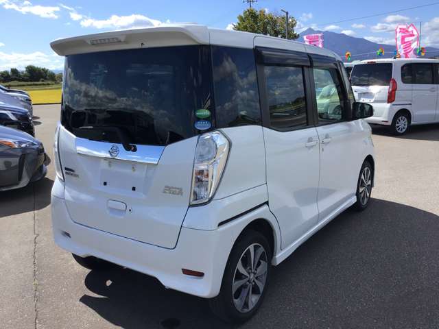 日産 デイズ　ルークス ６６０ ハイウェイスター ターボ ４ＷＤ H27年 () 99