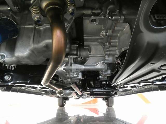 ホンダ Ｎ　ＢＯＸ カスタム ６６０ ４ＷＤ R7年 (東北) 99
