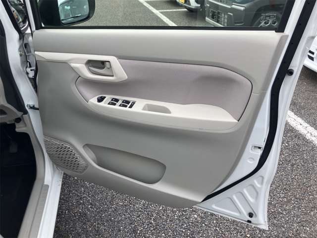 ダイハツ ムーヴ ６６０ Ｌ ＳＡＩＩＩ R3年 () 99