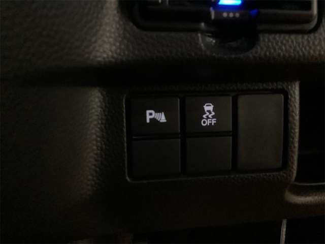 ホンダ Ｎ　ＢＯＸ カスタム ６６０ Ｌ R5年 () 99
