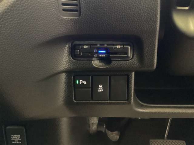 ホンダ Ｎ　ＢＯＸ カスタム ６６０ Ｌ R5年 () 99
