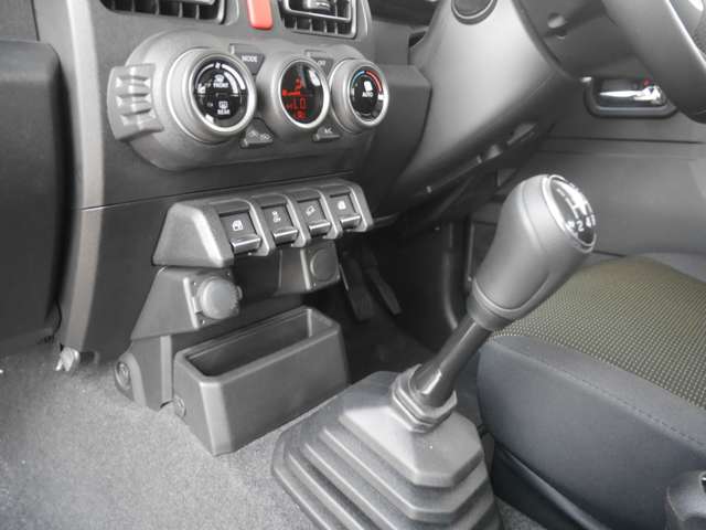 スズキ ジムニー ６６０ ＸＣ ４ＷＤ R5年 () 99