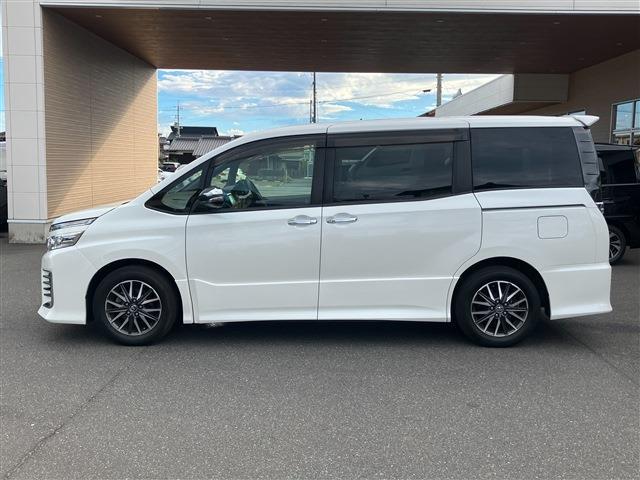 トヨタ ヴォクシー ２．０ ＺＳ 煌 H27年 (中国) 99