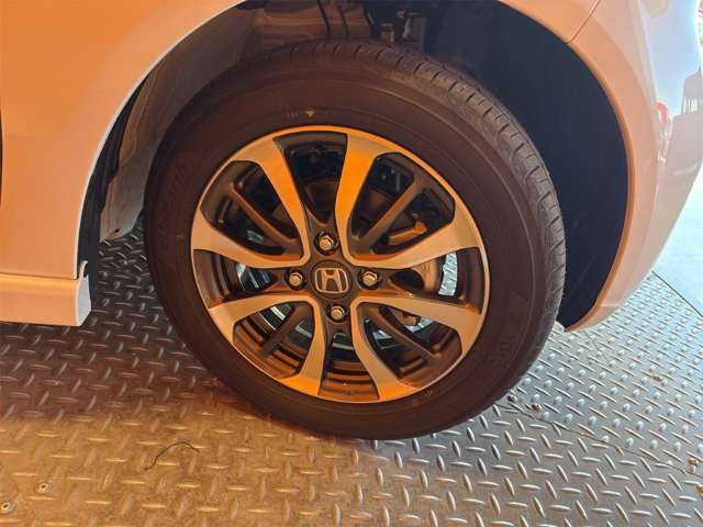 ホンダ Ｎ　ＢＯＸ カスタム ６６０ R8年 () 99